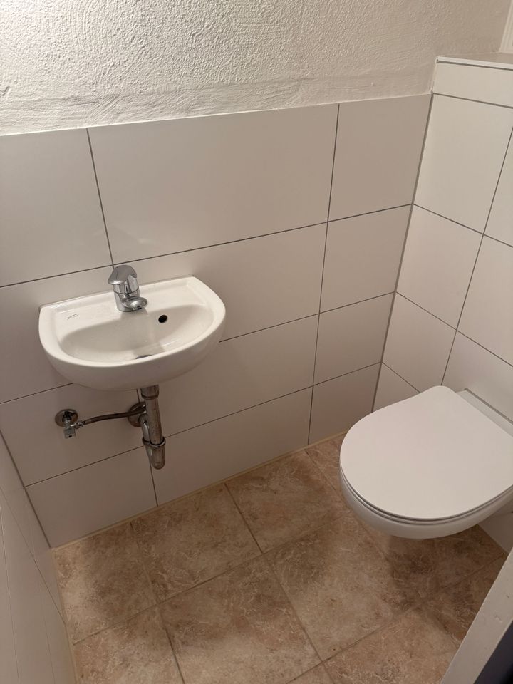 Modernes Gäste-WC