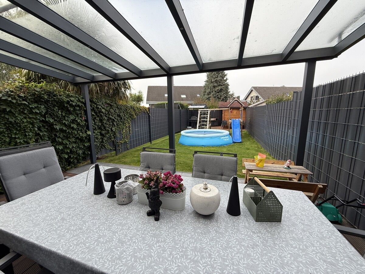 Terrasse u. Garten
